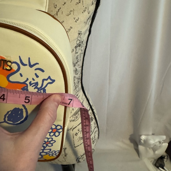 Peanuts backpack/ Sling bag - Picture 7 of 12
